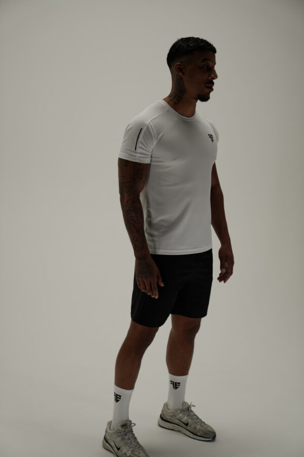 Essential Seamless T-shirt